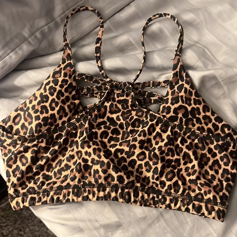 Abs2BFitness Sports Bra Sz: M - Picture 2 of 3